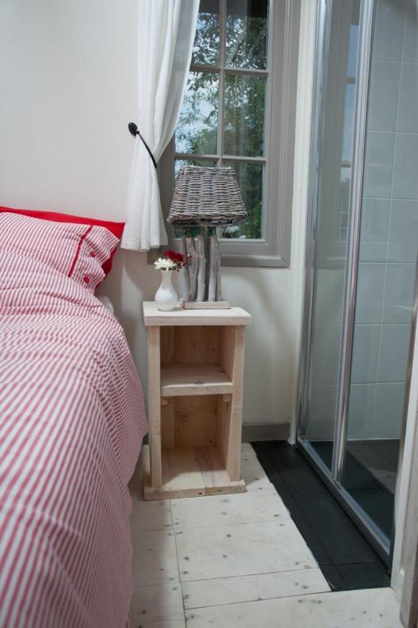 Bed and Breakfast In D'Ouwe Vlaamse Schuur Ossendrecht Exterior foto