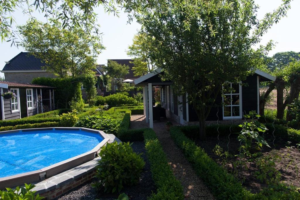 Bed and Breakfast In D'Ouwe Vlaamse Schuur Ossendrecht Exterior foto